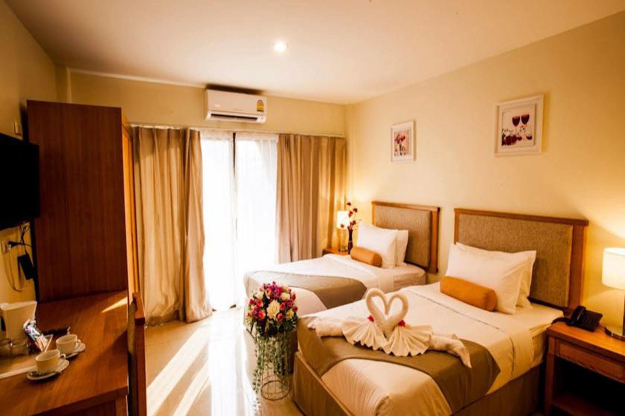 Babylon Palace Hotel Pattaja Kültér fotó